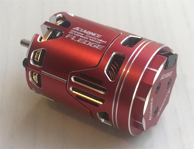 FLEDGE 10.5T / Red