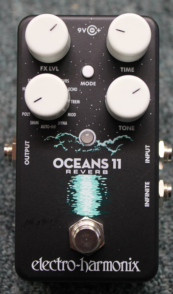 OCEANS11B_grande.jpg?v=1651344639