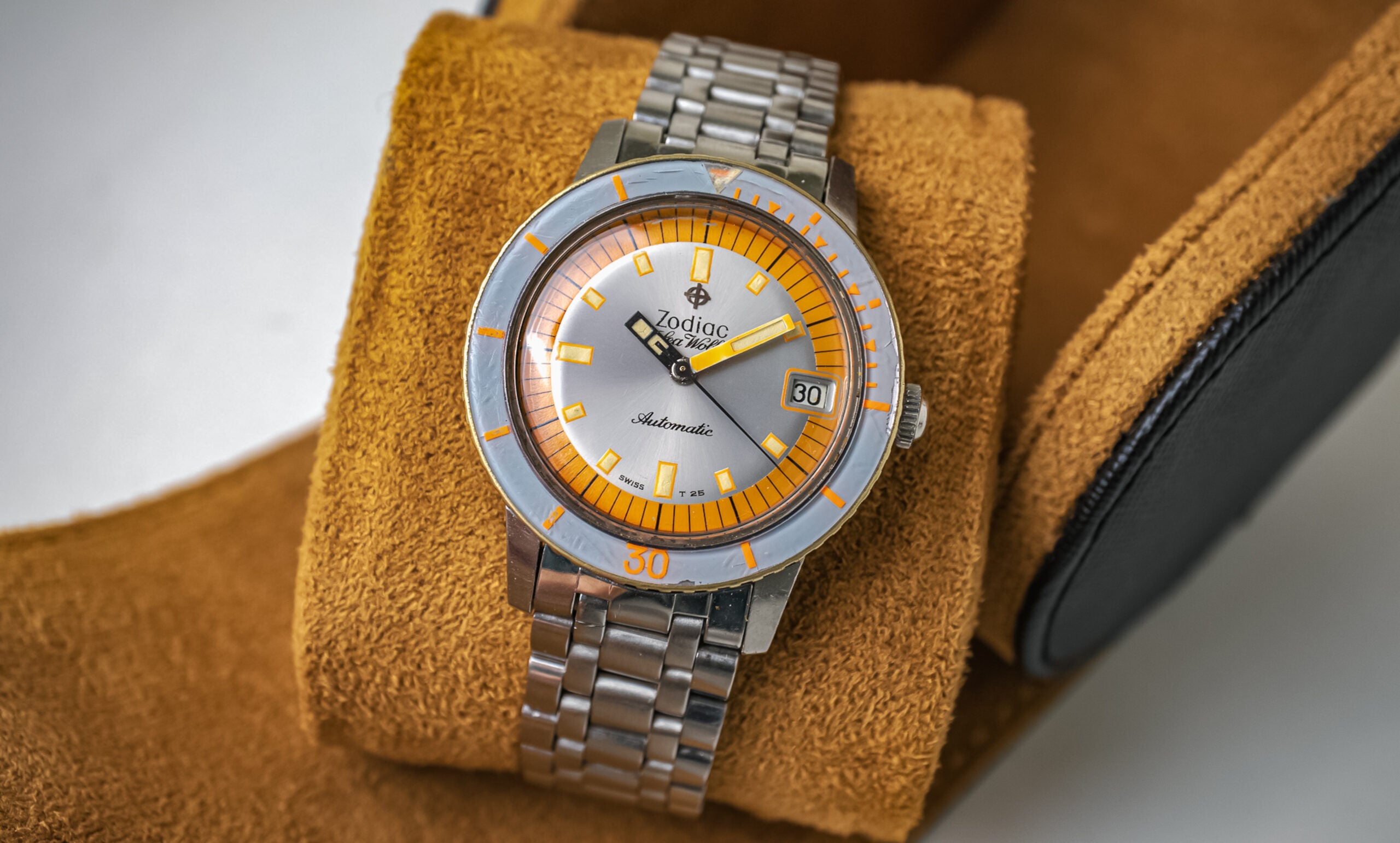 Exotic Dial Zodiac Sea Wolf 722-946B – Hairspring