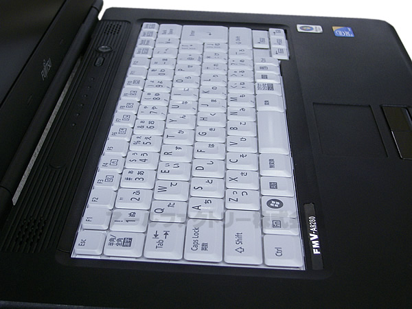 富士通 FMV-A8280 ノートパソコン【WindowsXP Pro Office2007Personal