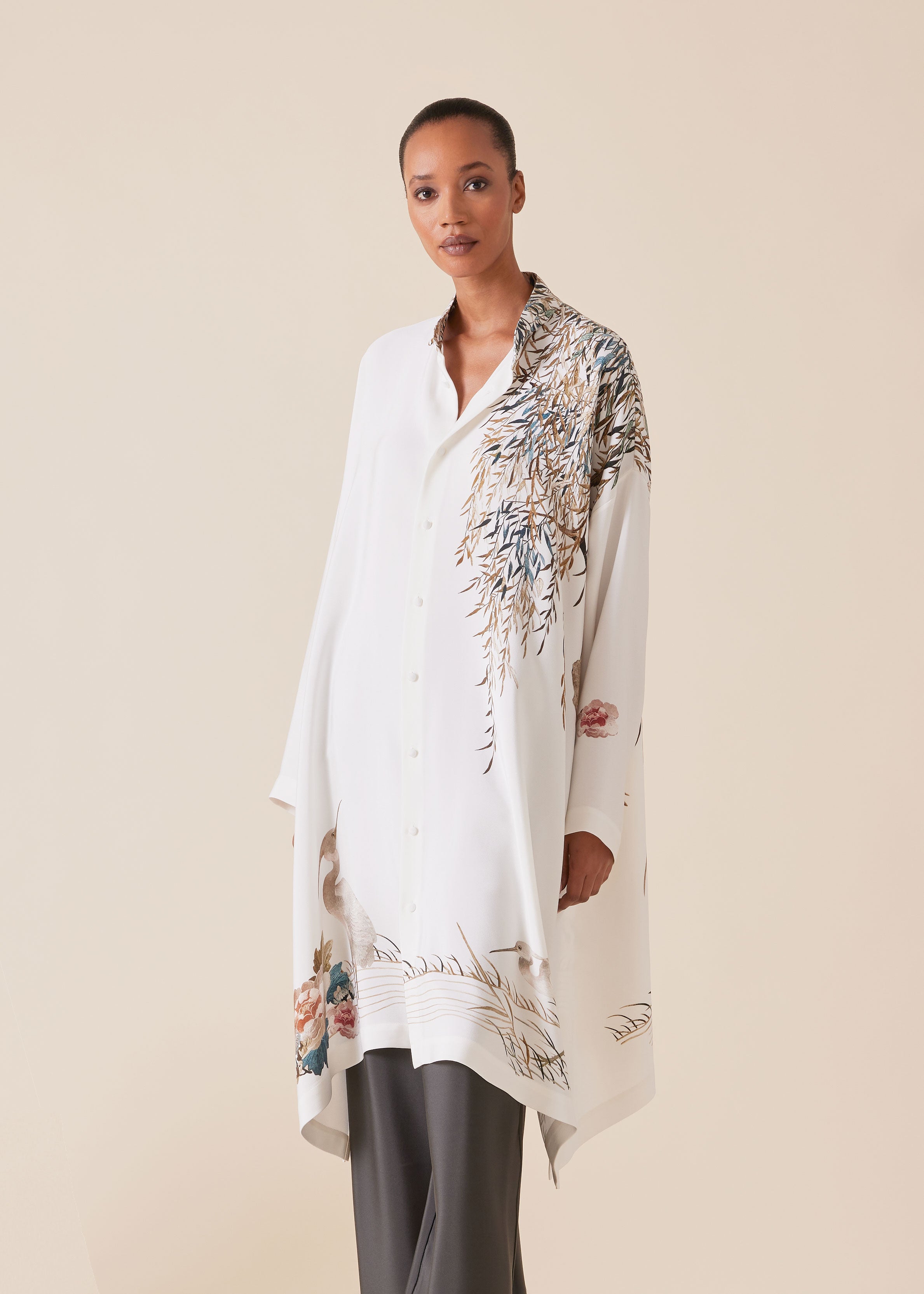 silk wide a-line collarless shirt - very long with slits (ivory)