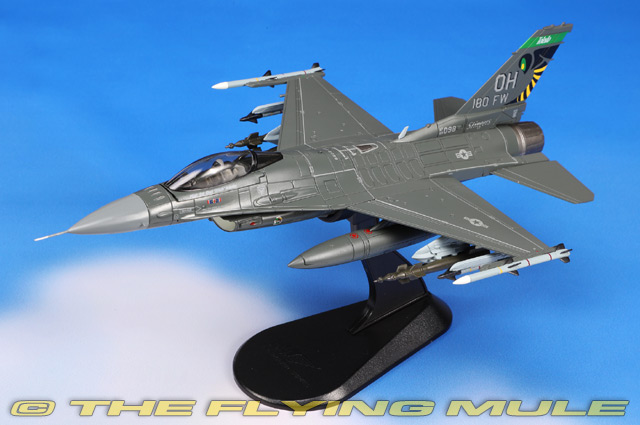 F-16C Fighting Falcon 1:72 Diecast Model - Hobby Master HM-HA38035