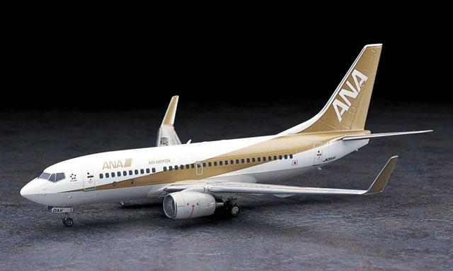 35】1:200 全日空 ボーイング 737-700