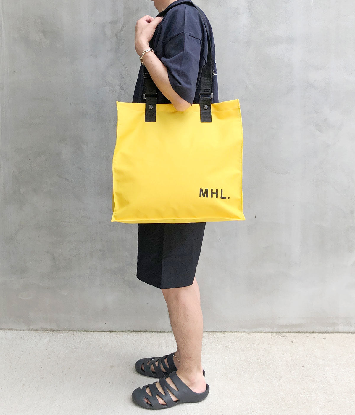 MHL./ADJUSTABLE STRAP TOTE