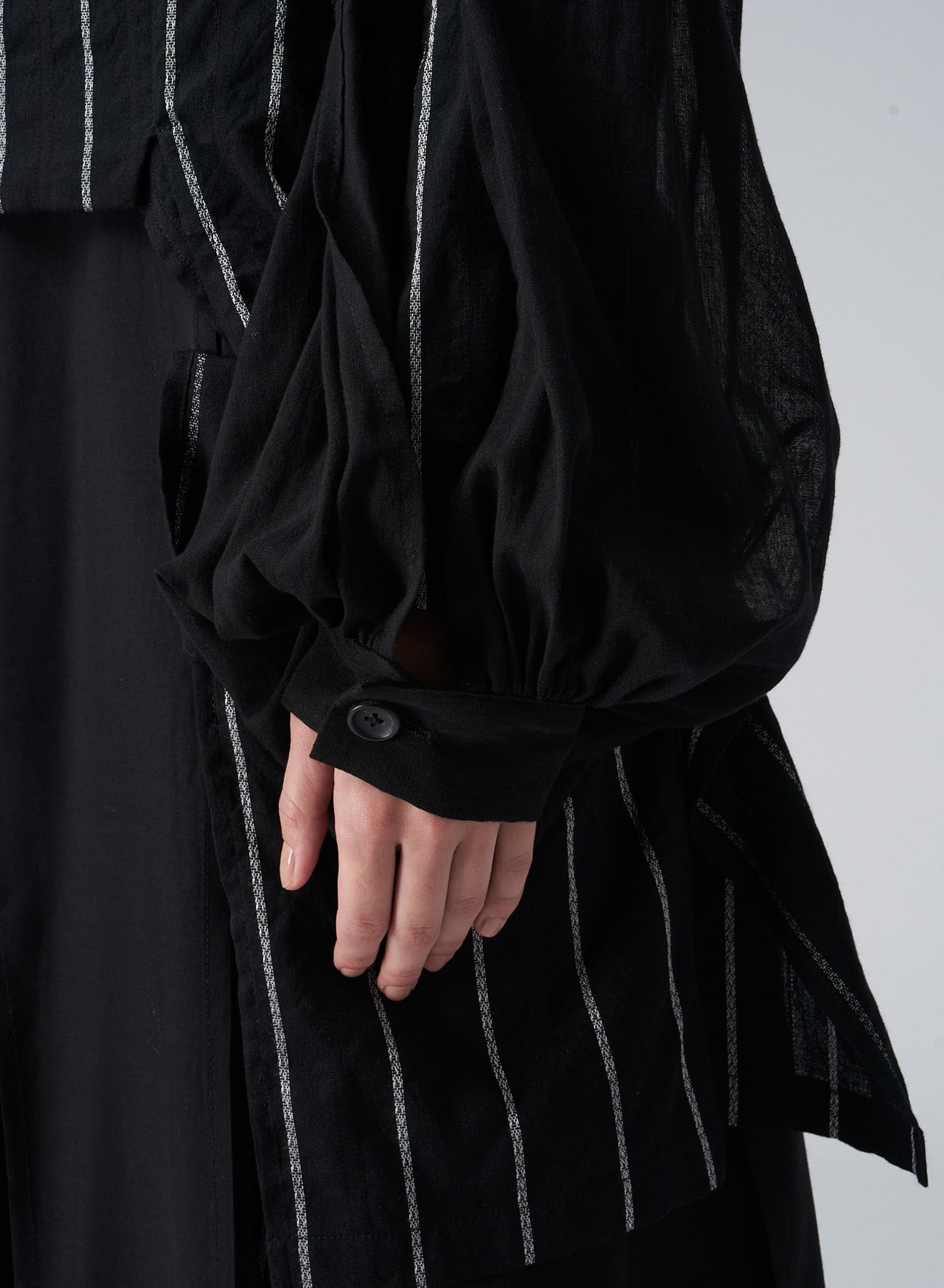 雅結 スエード調ブラックコート★和柄 特大　シルバー　フードファ付き 1/16 FLANNEL 3D SLV ASYMMETRY COAT(XS Black): Vintage｜Special