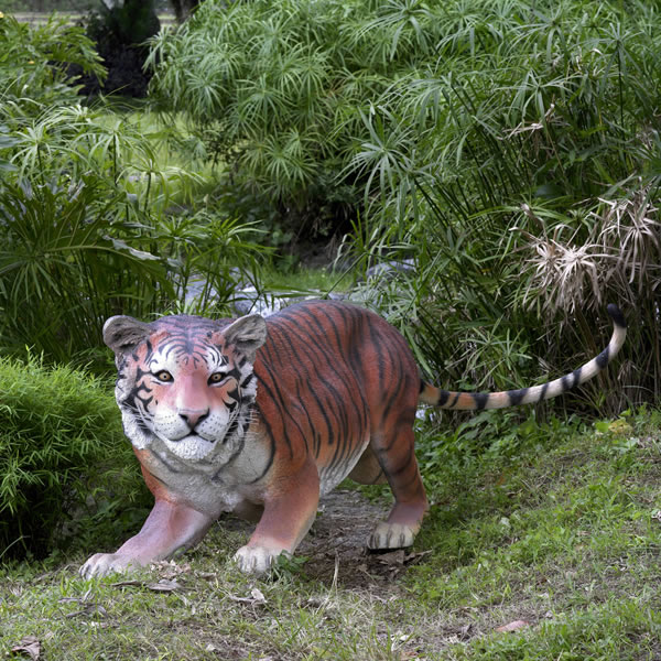 楽天市場】FRPアニマルオブジェ 挑むベンガルタイガー置物 動物 虎