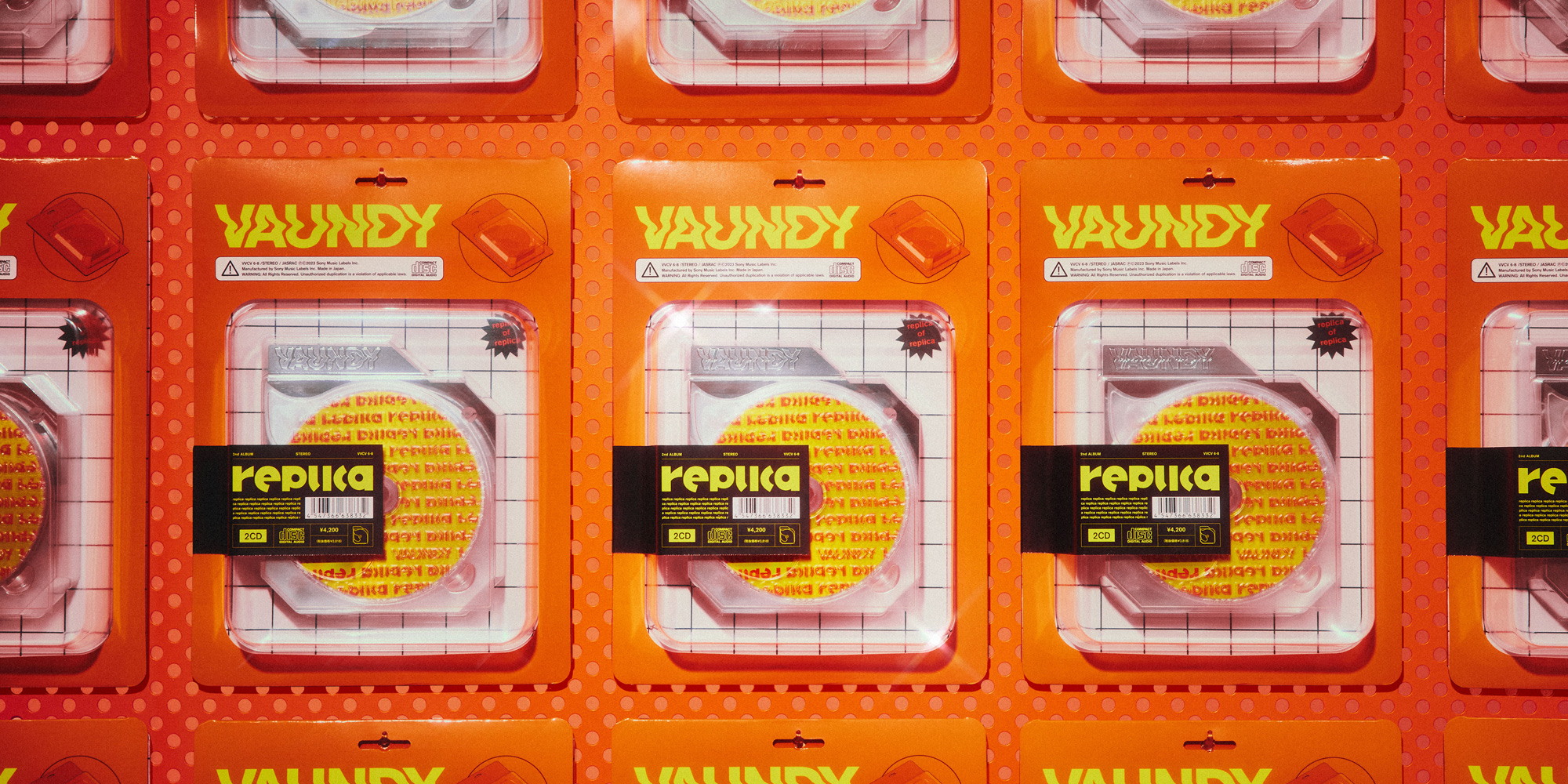 Vaundy | replica