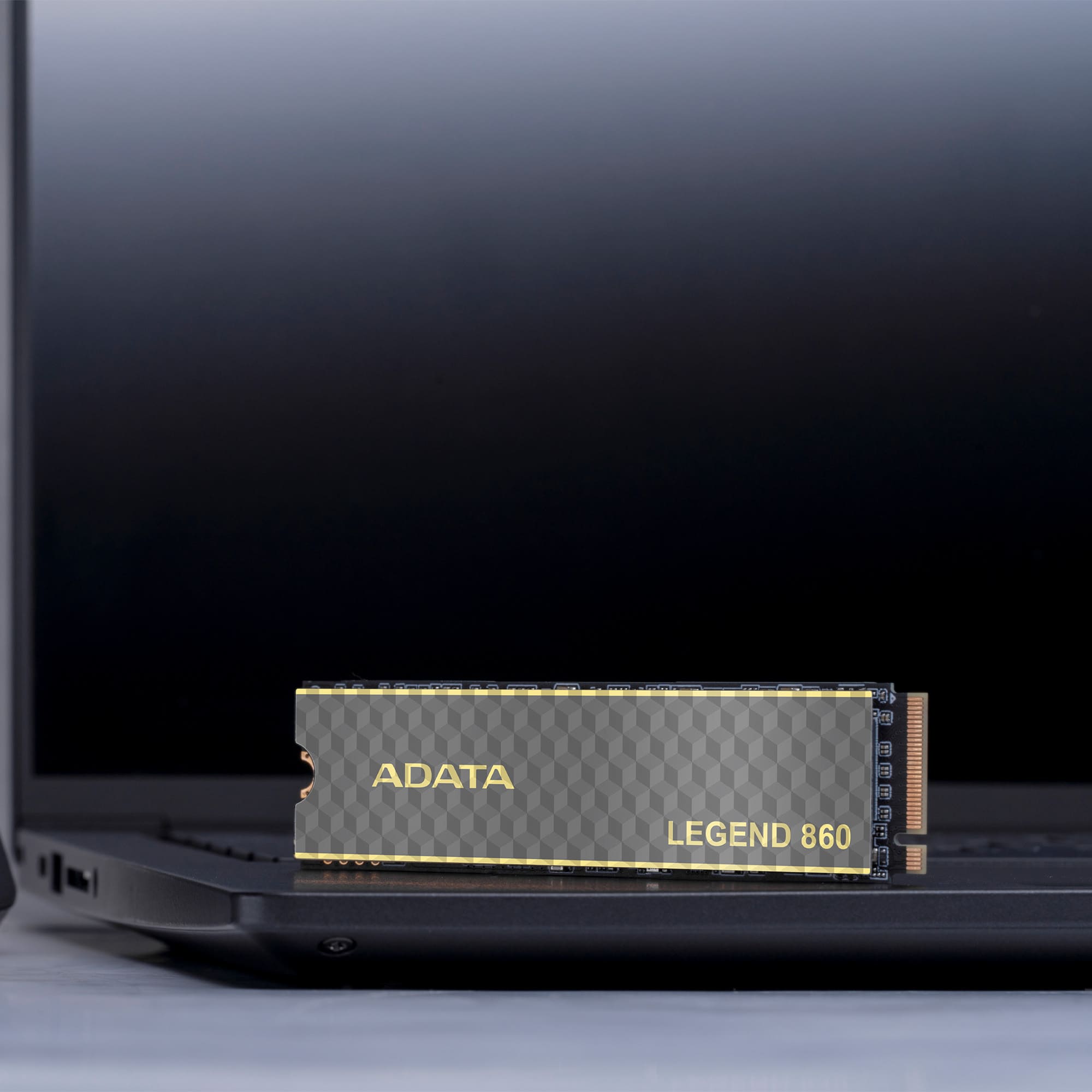 ADATA LEGEND 860 PCIe Gen4 x4 M.2 2280 Solid State Drive (United