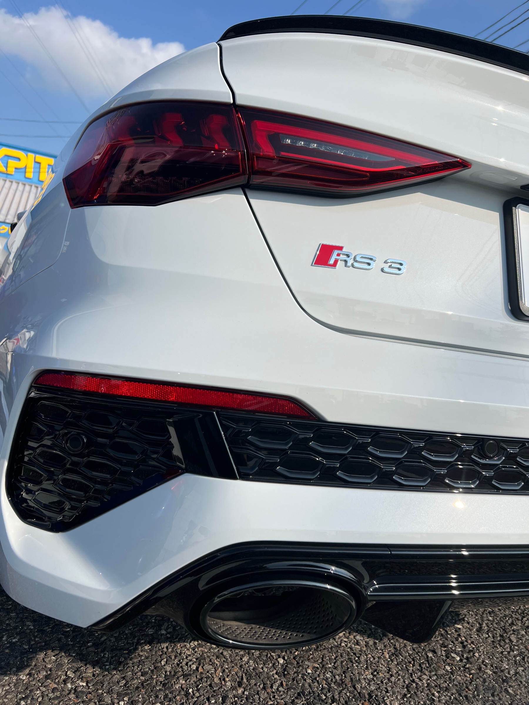 AUDI RS3 sedan 8Y スロコン取付け《 DTEシステム New PPT