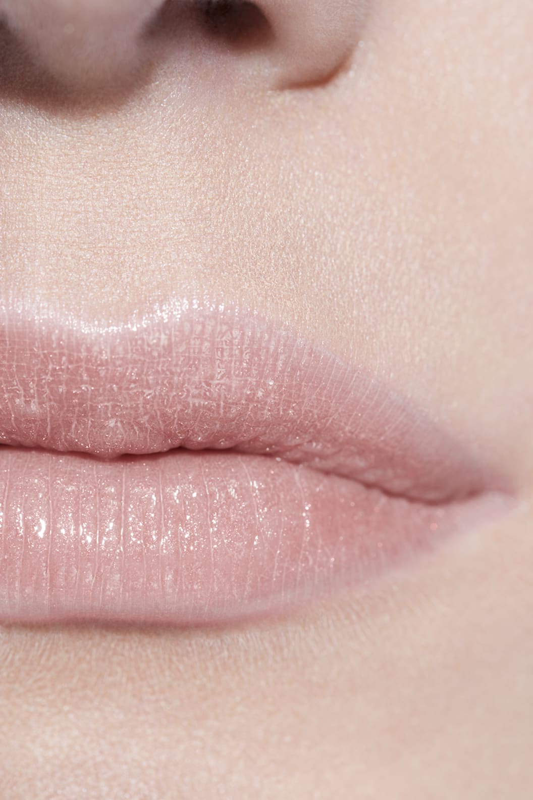 ROUGE COCO BAUME – SATIN Hydrating beautifying tinted lip balm
