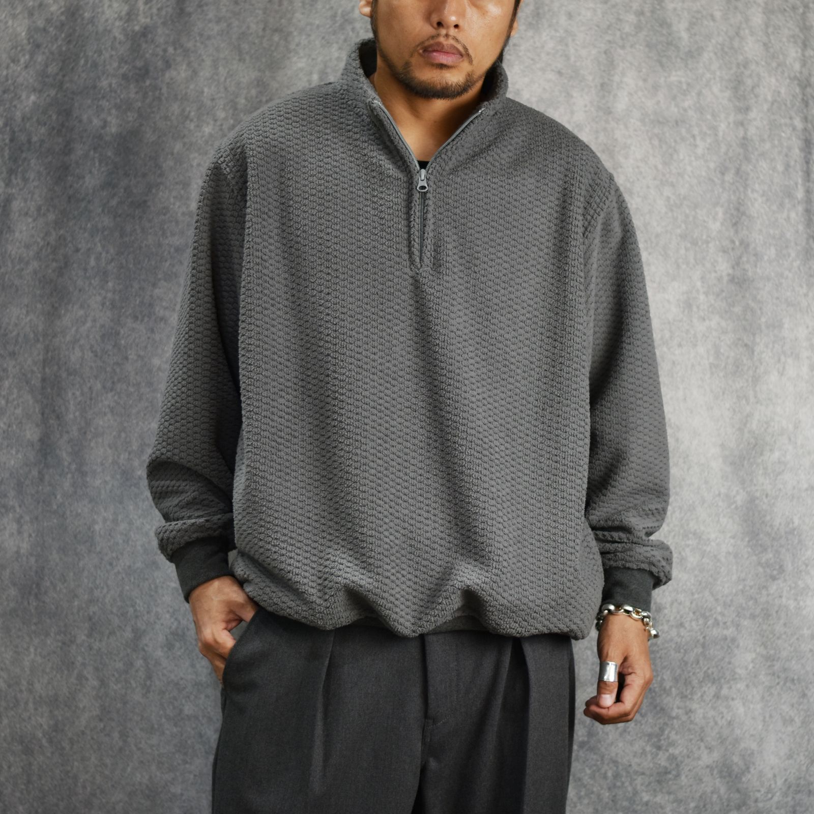 CALEE - UNEVEN FLLECE HALF ZIP SW (GRAY) / スタンドカラー ハーフ