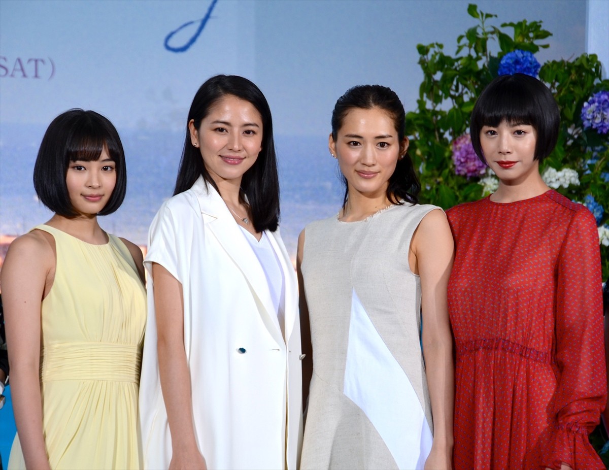 写真）綾瀬はるか・長澤まさみ・夏帆・広瀬すず、『海街』4姉妹揃って