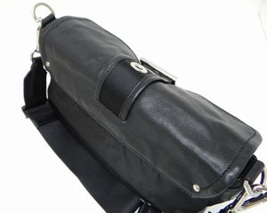 PRADA プラダ BR2417 レザー×ナイロン ショルダーパック ブラック×三角