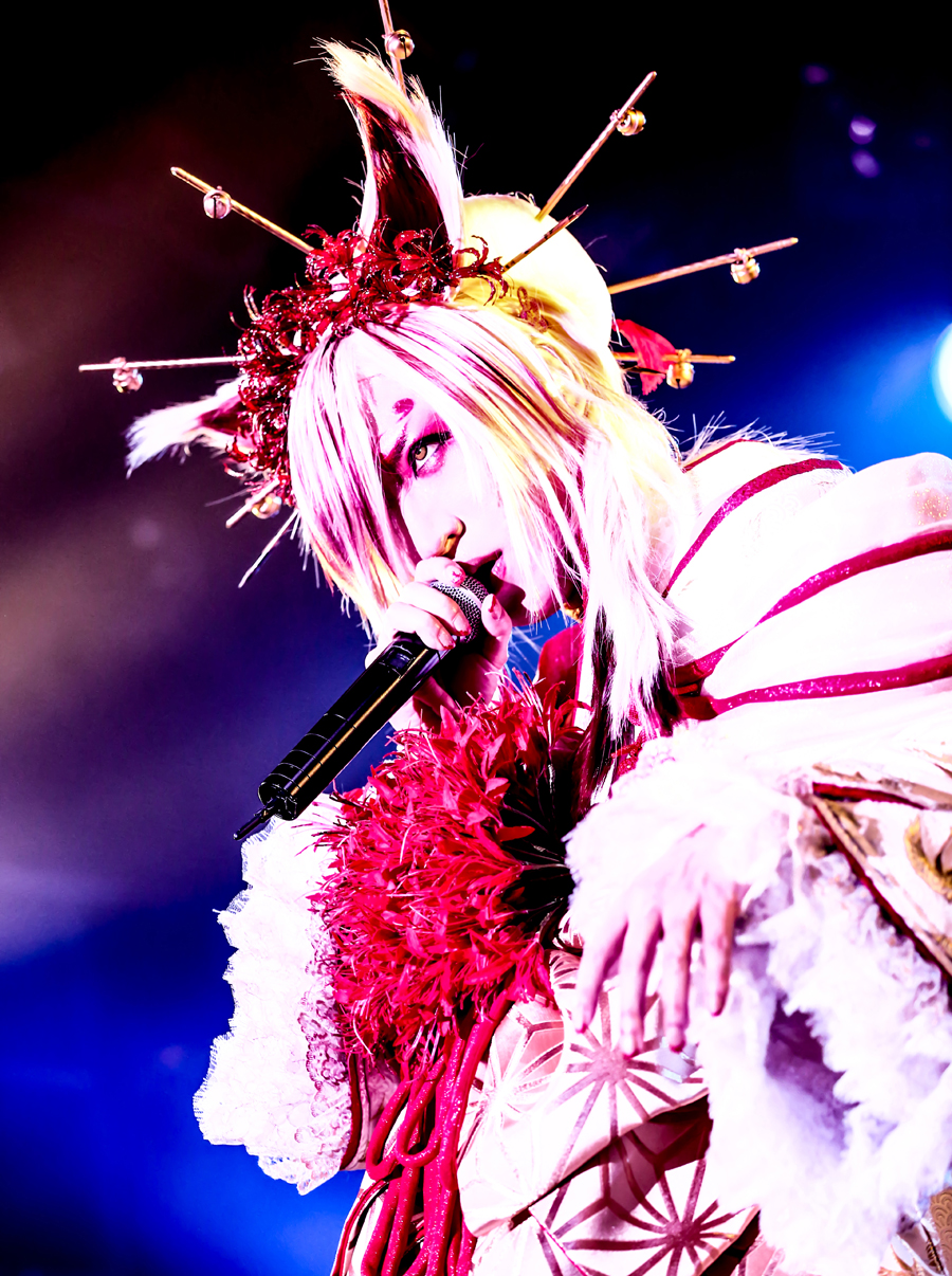 Mad Tea Party MAGAZINE -web-