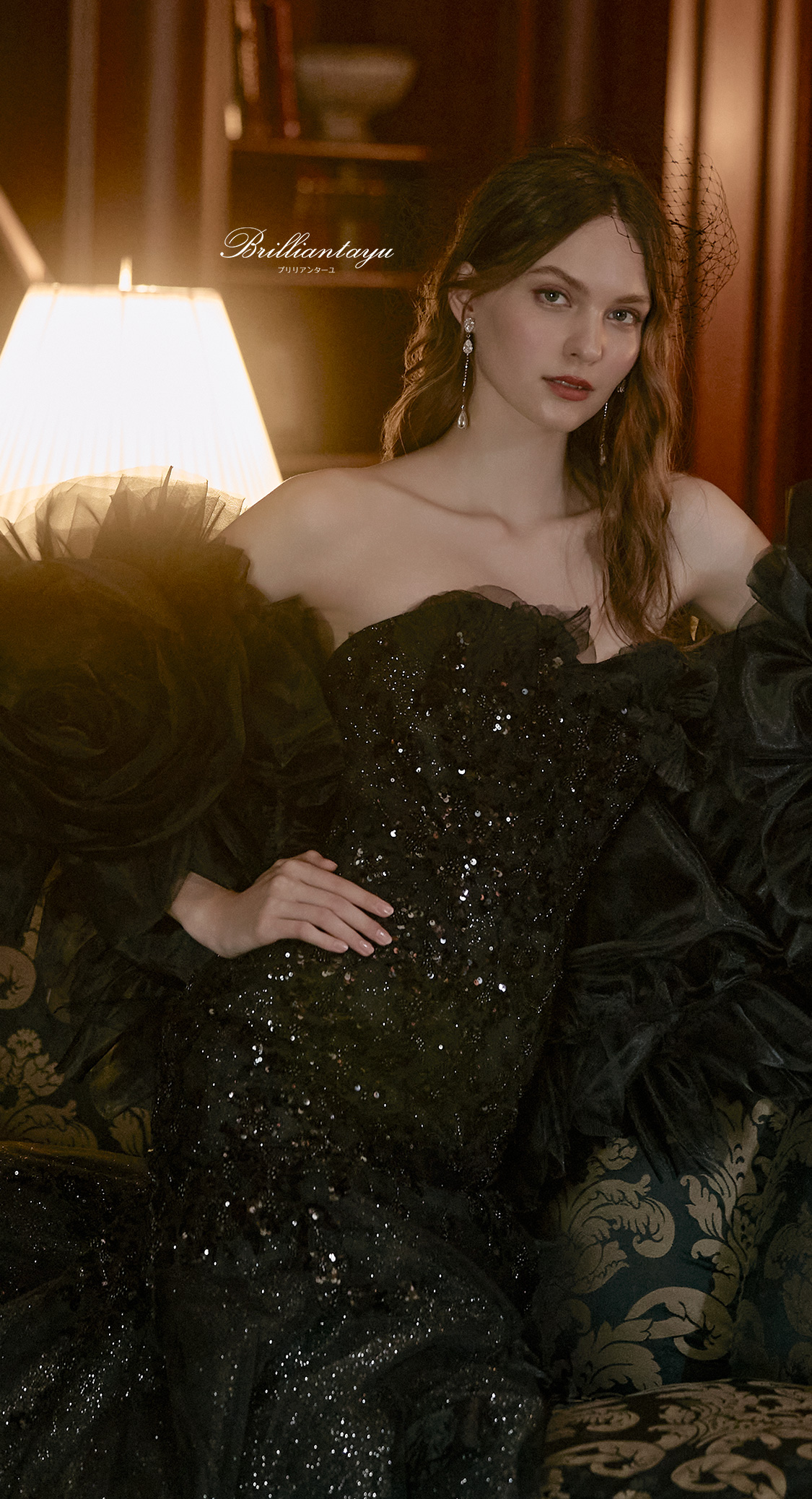 DRESS GALLERY BOX