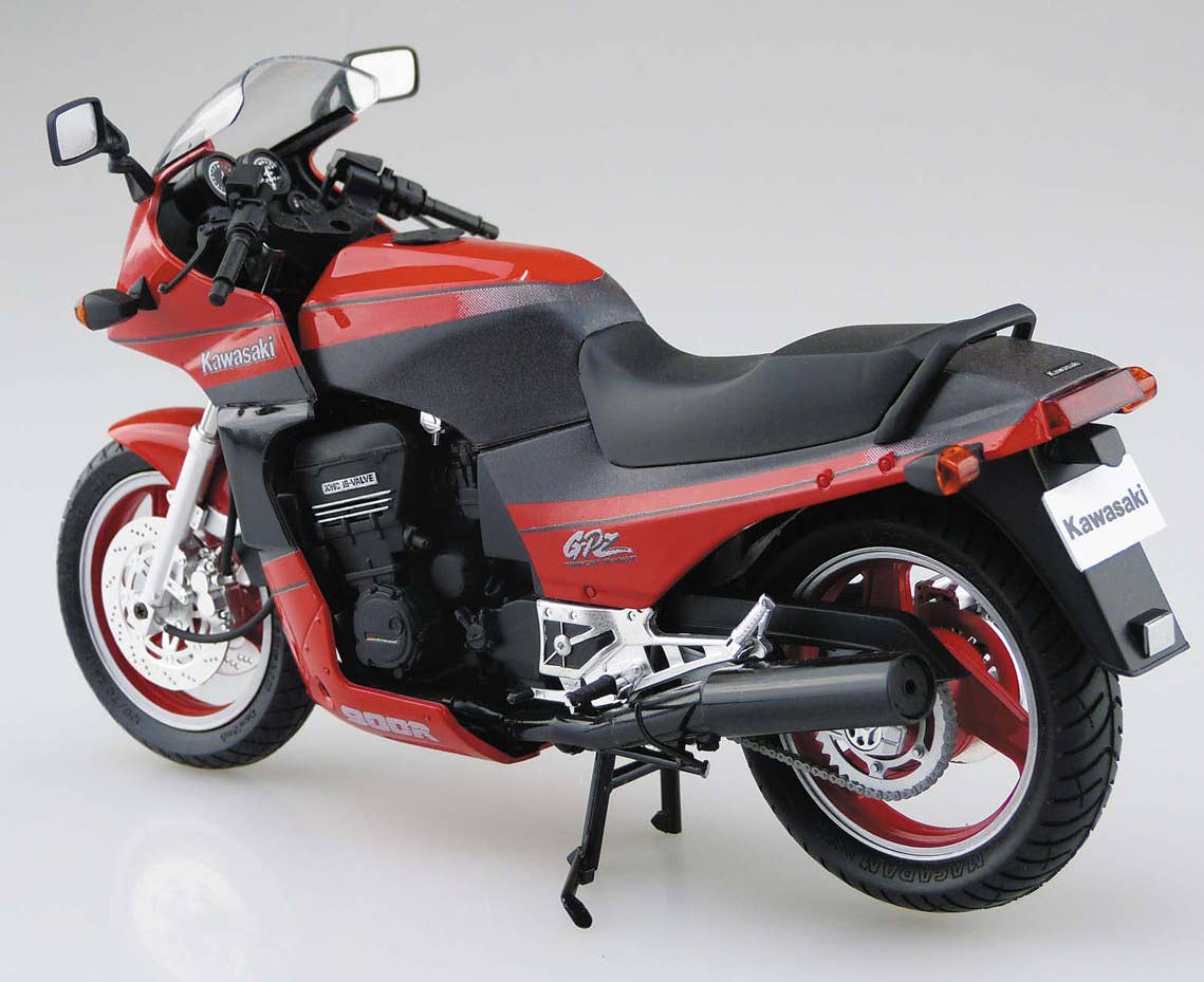 Kawasaki ZX900A GPZ900R Ninja '90 with Custom Parts | HLJ.com