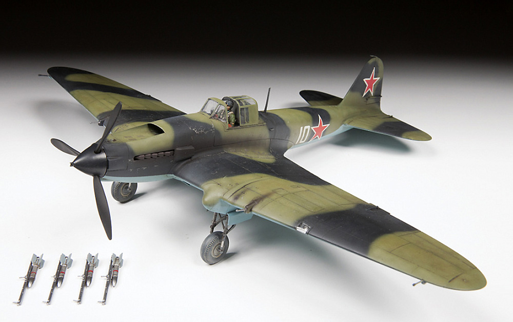 1/48 ミリタリーエアクラフト プラモデル ソビエト 攻撃機 IL-2
