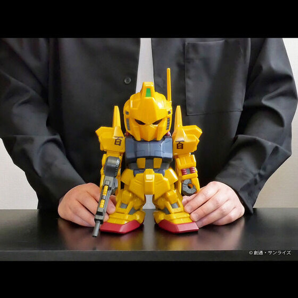 金色の機体、全高約24cmで圧倒的存在感！「機動戦士Zガンダム」より