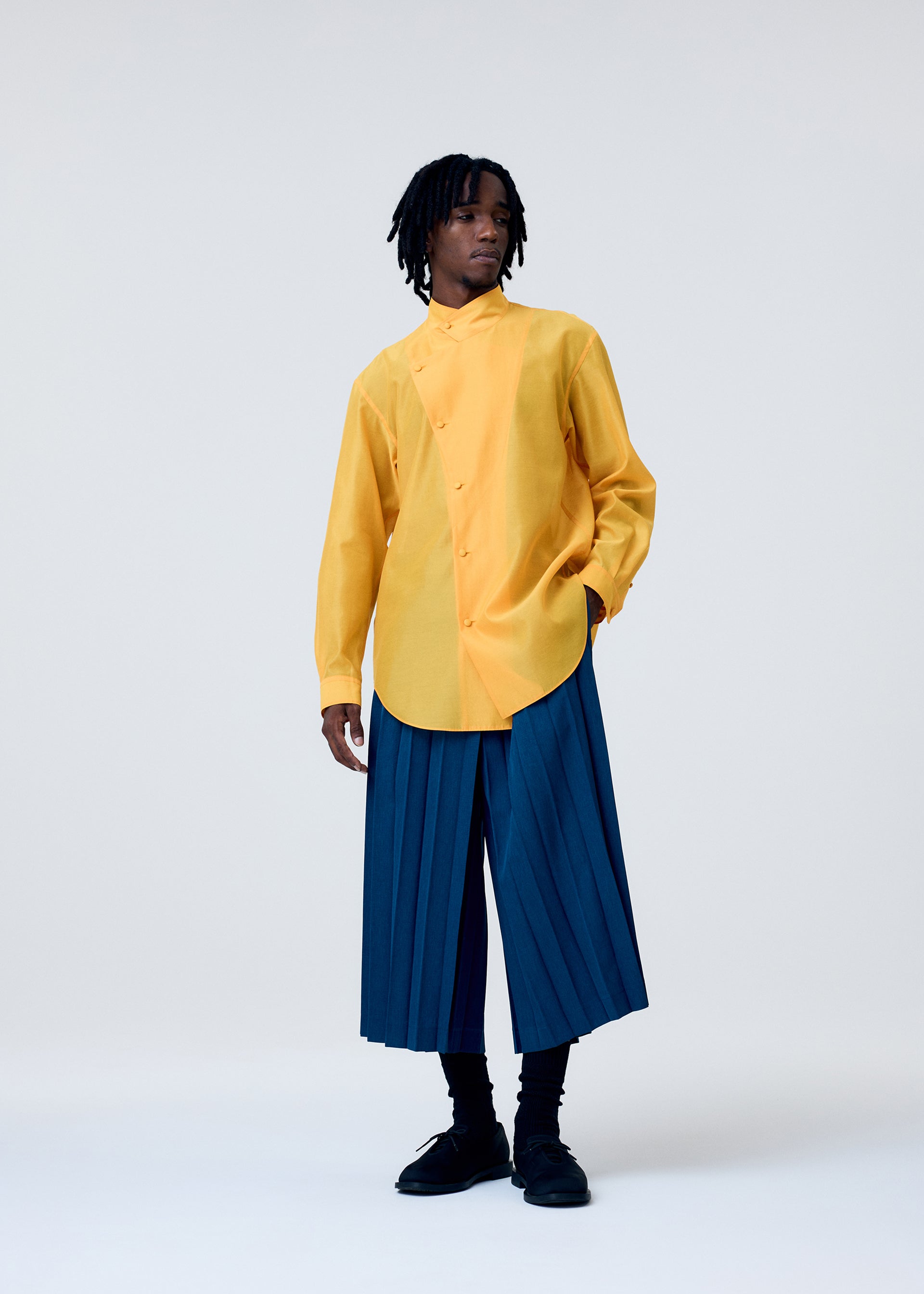 メンズ／トップス／シャツ – isseymiyake.com
