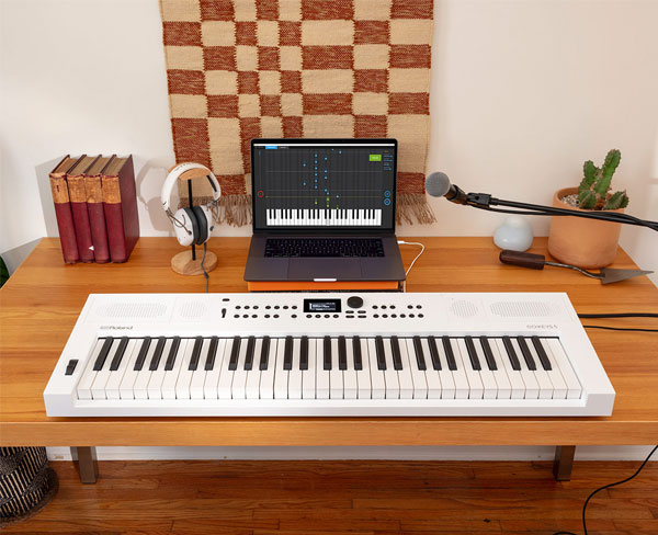 GO:KEYS 5 - Roland