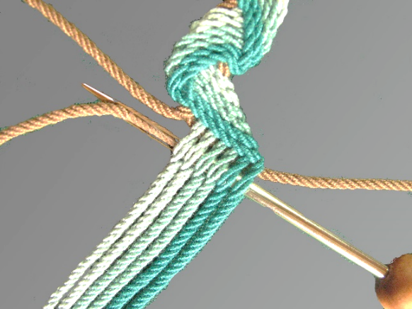 The Techniques of Ply-Split Braiding