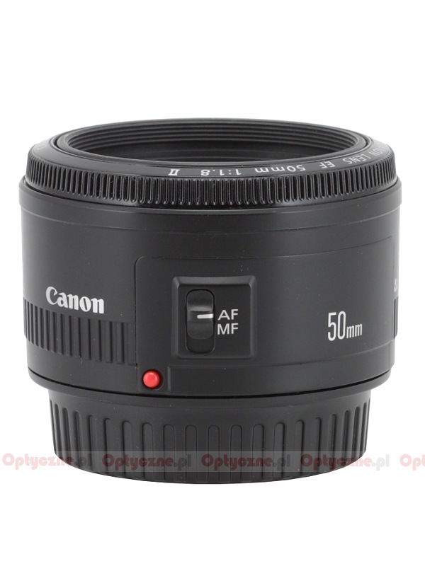 Canon EF 50 mm f/1.8 II - LensTip.com