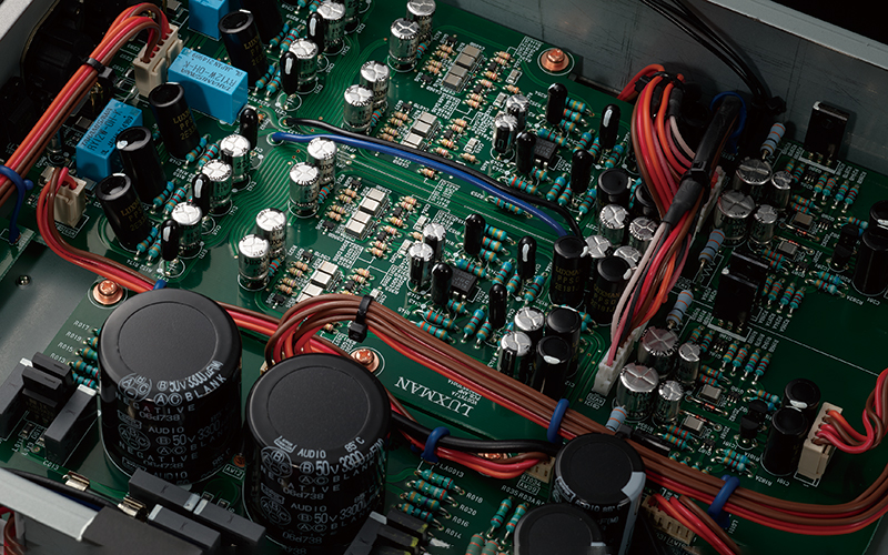 D-07X | DIGITAL PLAYERS | PRODUCTS | LUXMAN | Seeking higher sound