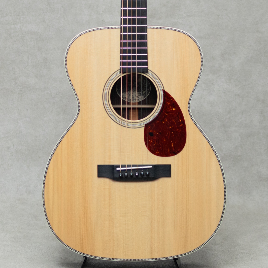 COLLINGS/WATERLOO （コリングス・ウォータールー）Acoustic guitar
