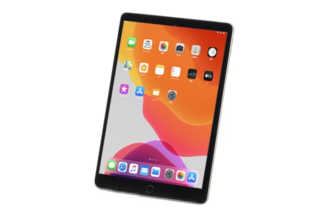 即納パソコン】 iPad 第7世代 Wi-Fi + Cellular【docomo】：A2198