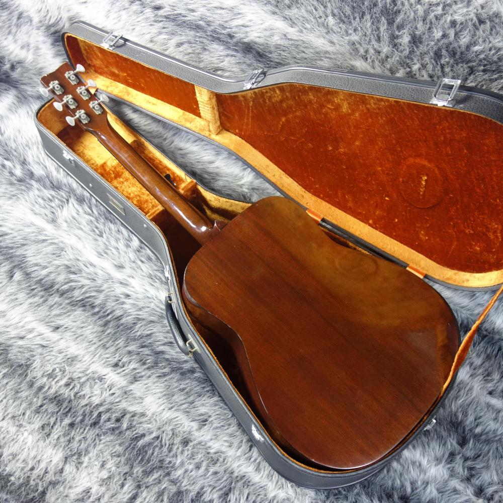 名機　YAMAHA FG 180 赤ラベル➕ハードケース 名機 YAMAHA FG 180 赤ラベル➕ハードケース - ギター新品 通販