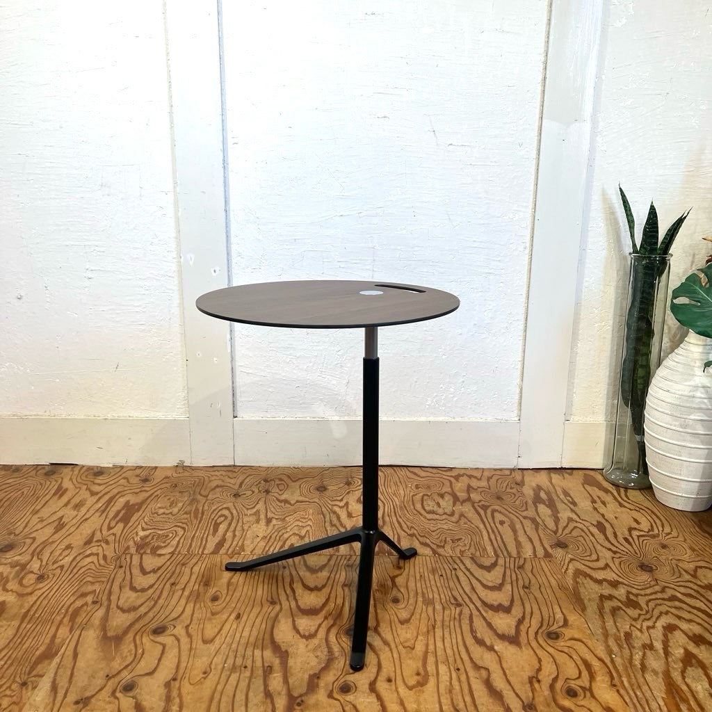 フリッツハンセン / FRITZ HANSEN リトルフレンドサイドテーブル