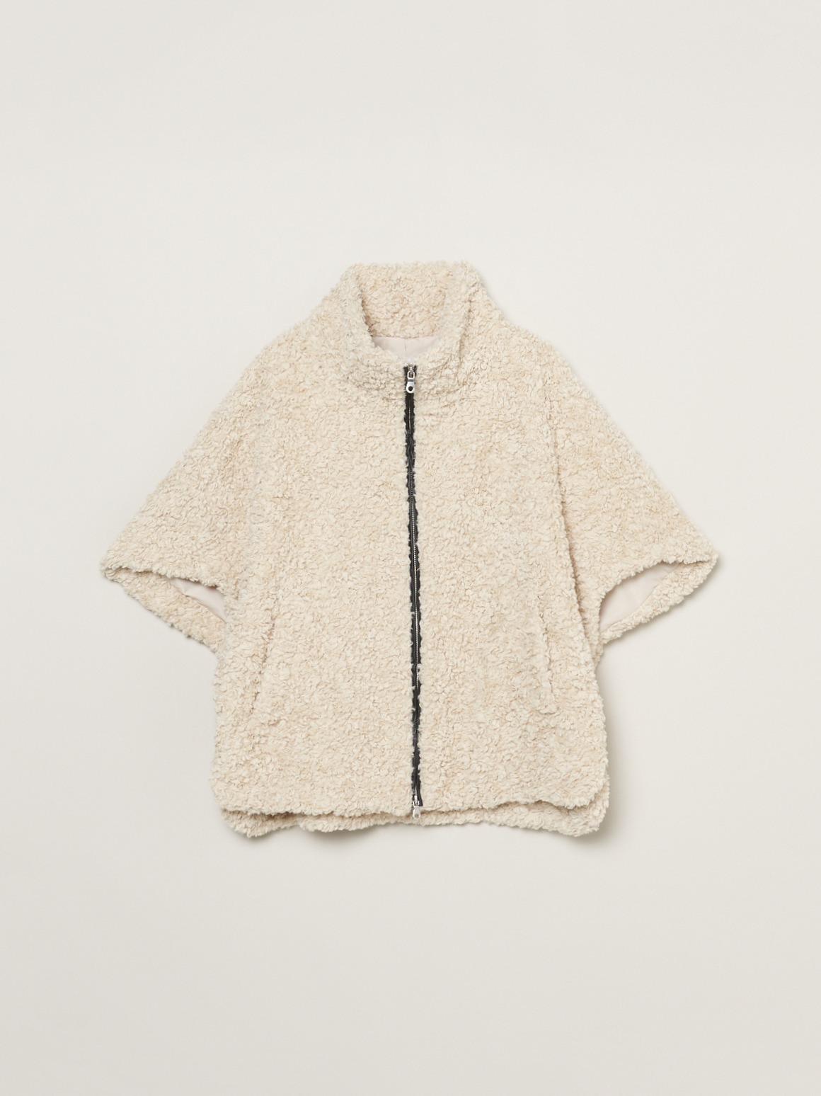 Millie】Poodle boa poncho｜スリードッツ オフィシャルオンラインショップ