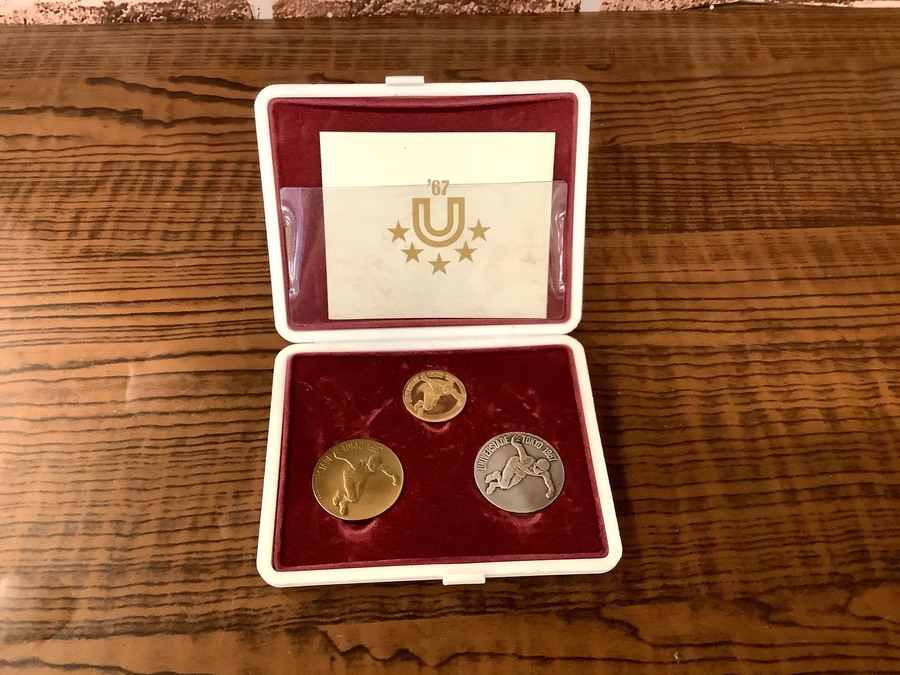 1967年 ユニバーシアード東京大会記念メダルセットが買取入荷致しまし