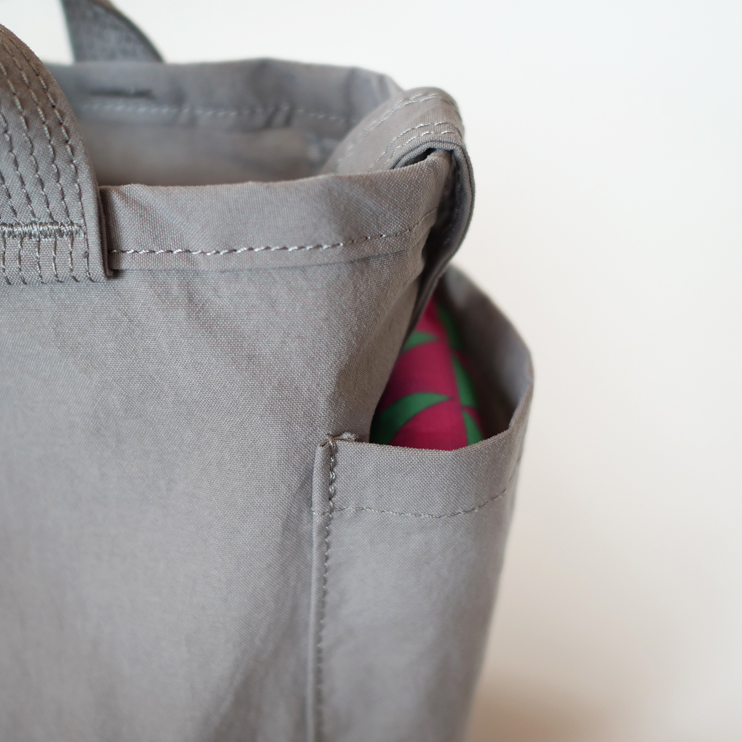 SIDE POCKET