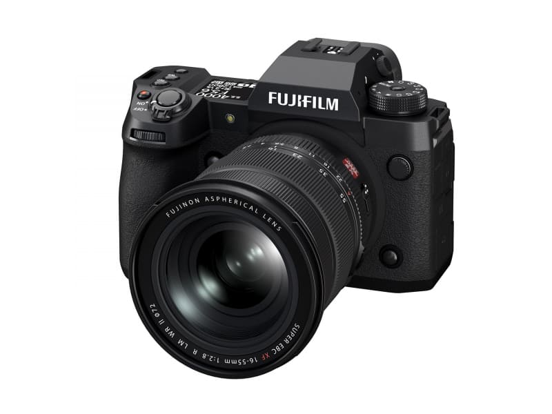 富士フイルムの大口径標準ズームレンズ「XF16-55mmF2.8 R LM WR」が“II