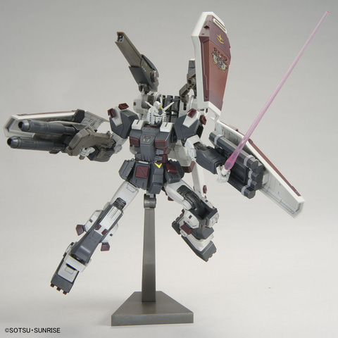 ガンダムベース限定ガンプラ「フルアーマー・ガンダム VS サイコ・ザク