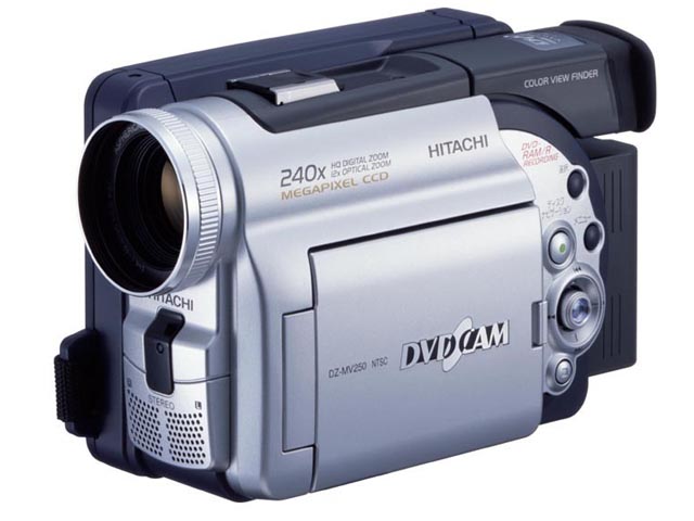 日立、8cmDVD-Rにも対応したDVDビデオカメラ