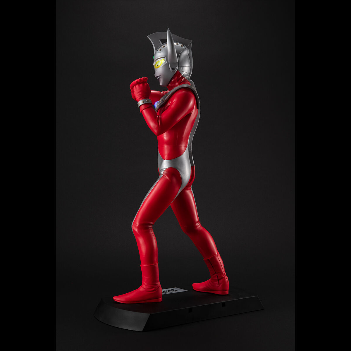 Ultimate Article ウルトラマンタロウ | ウルトラマンシリーズ
