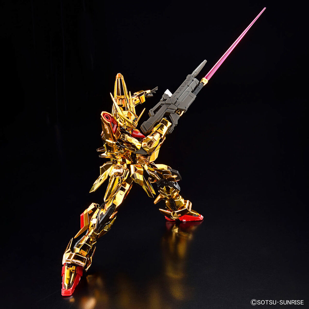 RG 1/144 アカツキガンダム(オオワシ装備)｜バンダイ ホビーサイト
