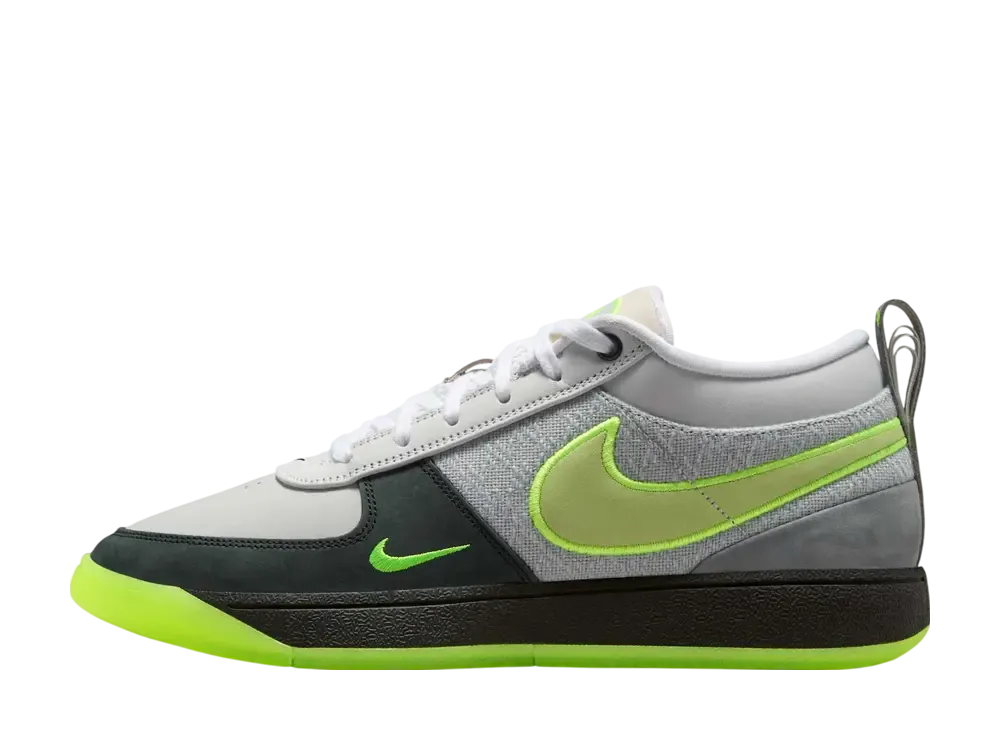 Nike Book 1 