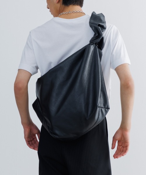 Synthetic leather shoulder bag / シンセティックレザーショルダー