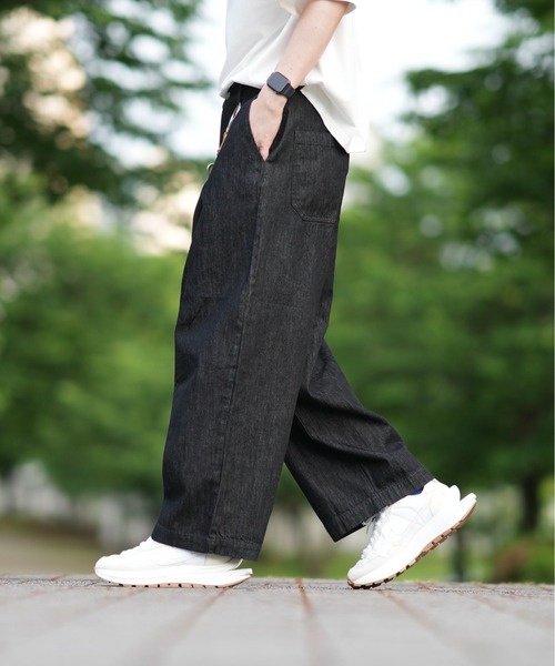 neez.（ニーズ）の「ルーズバギーワイドデニム（デニムパンツ）」 - WEAR