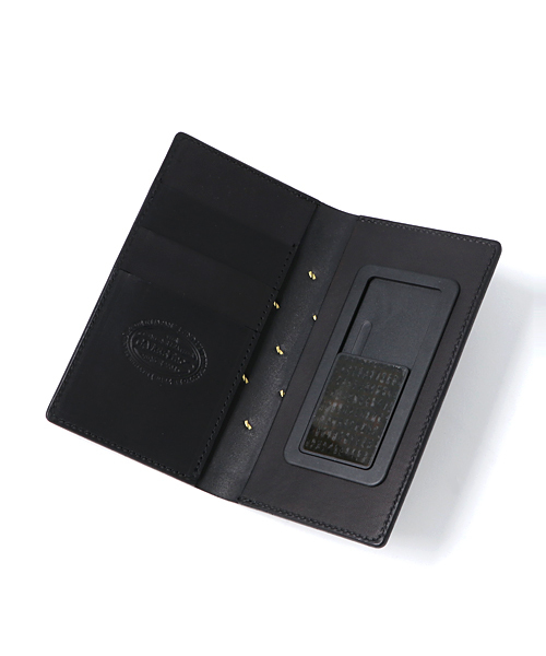 CALEE（キャリー）の「STUDS LEATHER SMARTPHONE COVER（スマホケース