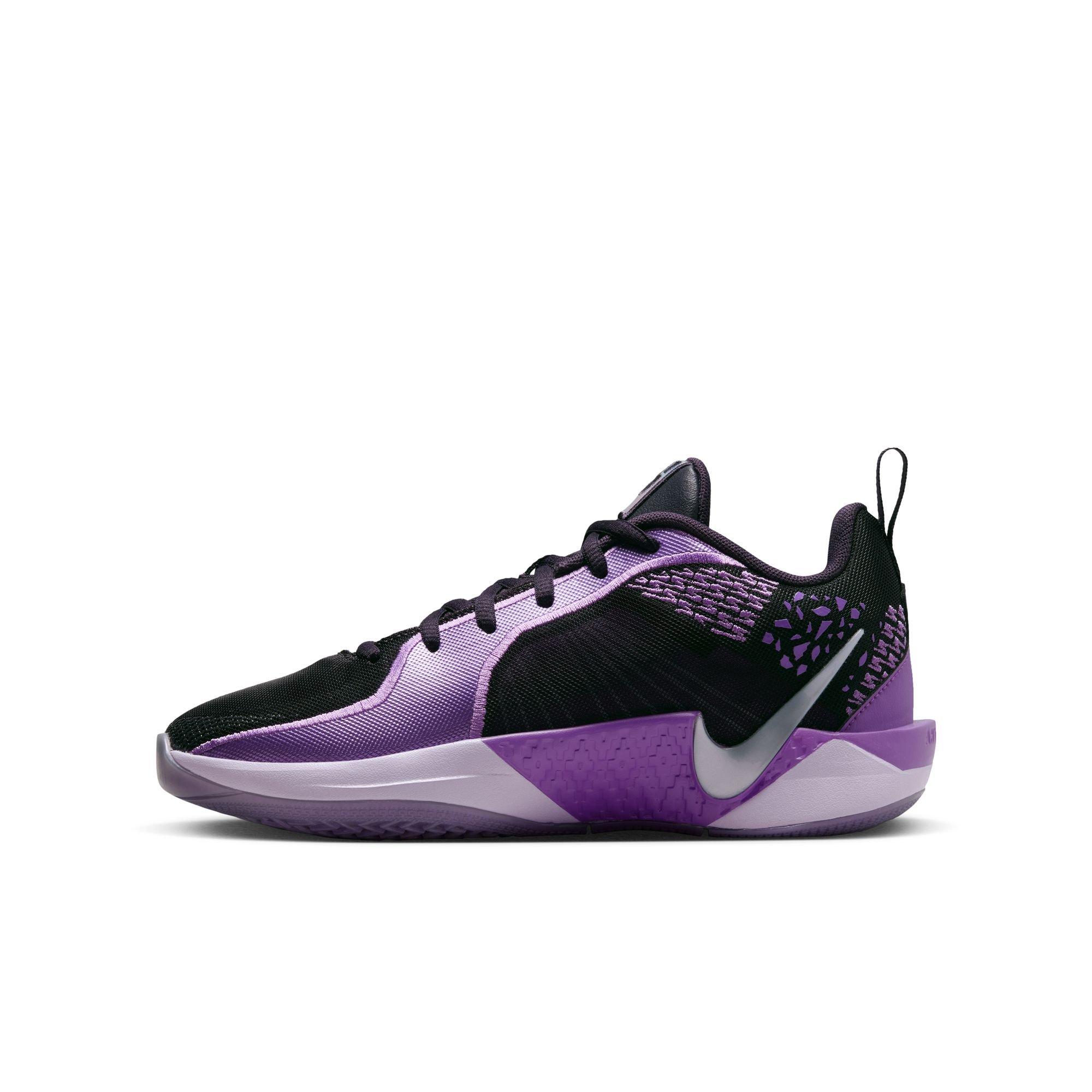 Nike Sabrina 2 