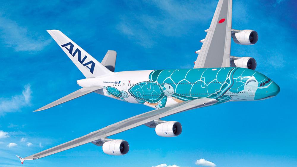 ついに今年、日本の空に登場！エアバスの2階建て旅客機「A380」｜@DIME