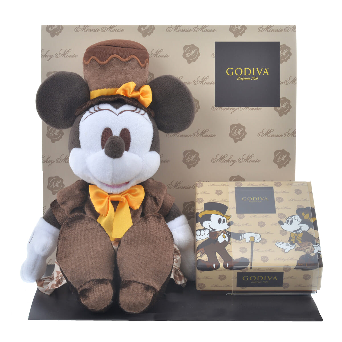 ゴディバと共同企画したチョコレートやぬいぐるみ！ディズニーストア