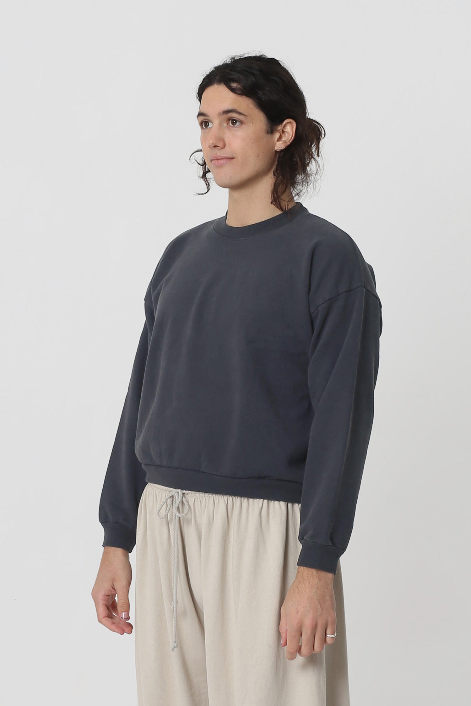 Trash Crewneck — Everybody.World