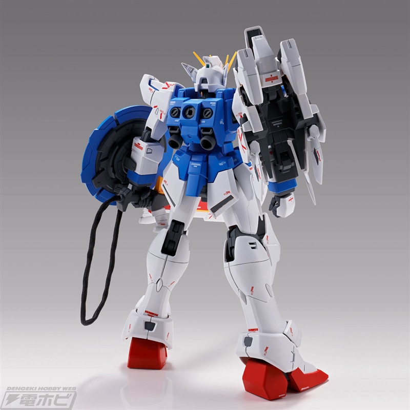 ガンプラ「MG ガンダムサンドロックEW（アーマディロ装備）」や「MG