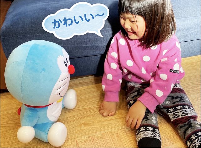 いっぱい教えて！おしゃべりドラえもん」新発売！コミュ力抜群♪兄弟