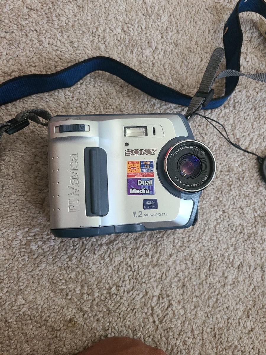 Sony Mavica MVC-FD100 1.2 Mega Pixel Digital Dual Media Camera